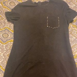 Short sleeve black dress with beaded pocket